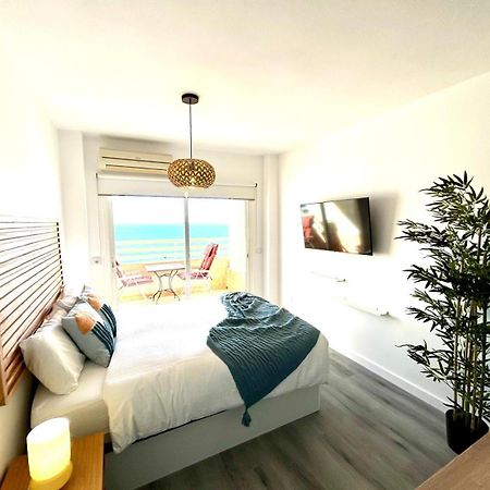 푸엔히롤라 Stella Maris - Amazing Frontal Sea Views With Pool & Terrace By 10Tosea 아파트 외부 사진