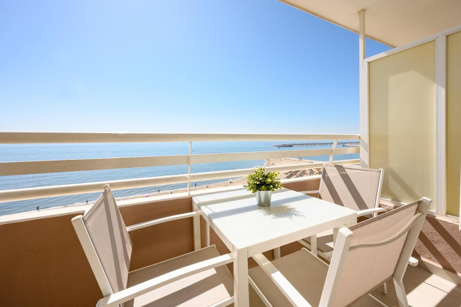푸엔히롤라 Stella Maris - Amazing Frontal Sea Views With Pool & Terrace By 10Tosea 아파트 외부 사진