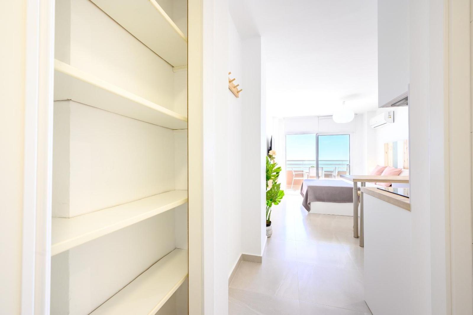 푸엔히롤라 Stella Maris - Amazing Frontal Sea Views With Pool & Terrace By 10Tosea 아파트 외부 사진